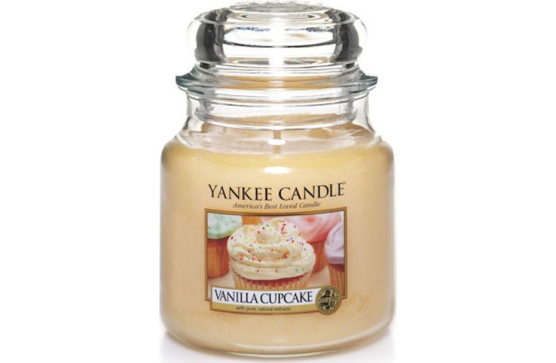 Yankee Candle Αρωματικό Κερί σε Γυάλινο Δοχείο Medium σειρά Vanilla Cupcake 411gr