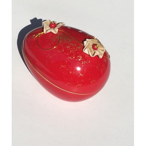 Αυγό χειροποίητο ανοιγόμενο οβάλ καθιστό Velvet red 15X11 εκ.