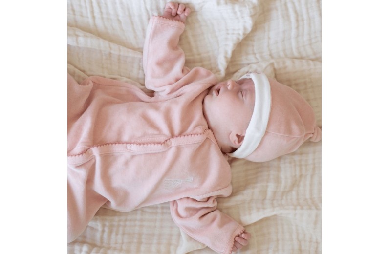 Βελουτέ Φορμάκι - 3 Μηνών - Σάπιο Μήλο - SOPHIE LA GIRAFE