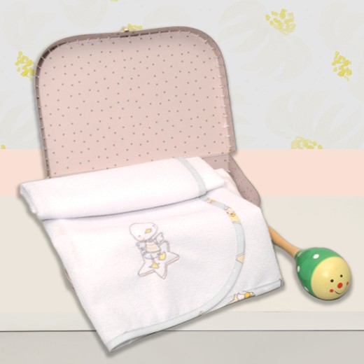 Σελτεδάκι με Κέντημα 50x70cm 250 γρ/τμ Design 210 Oliver Baby