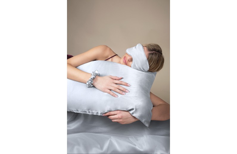 Μεταξωτή Μαξιλαροθήκη Beauty Sleep Silver